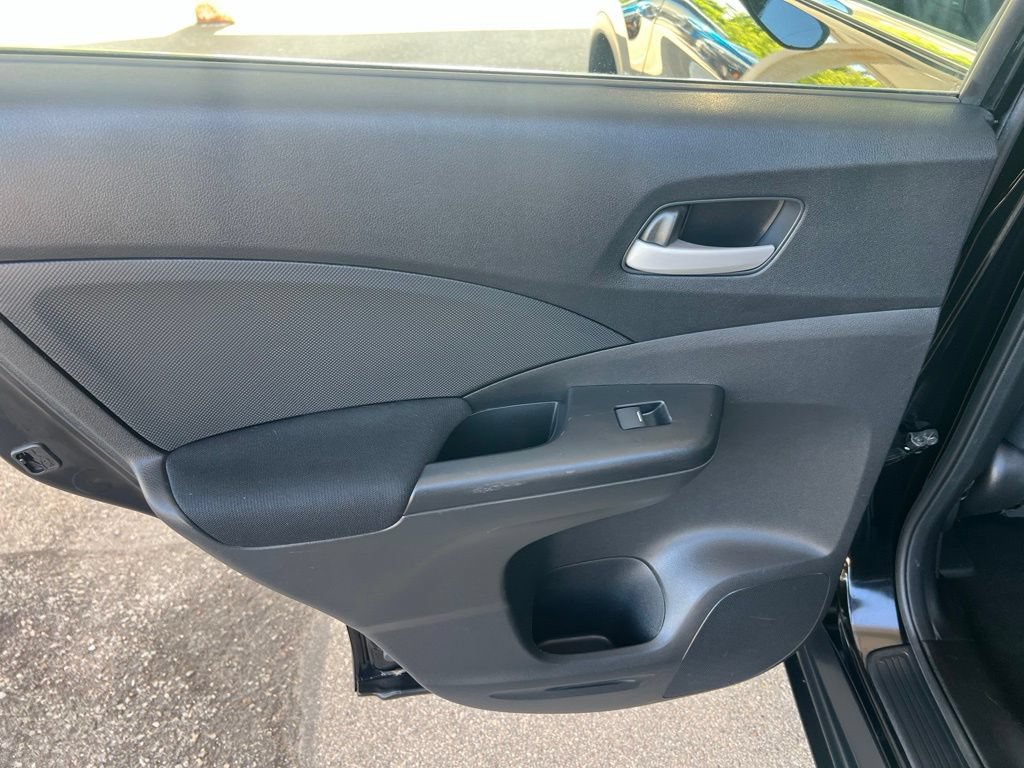 Used 2015 Honda CR-V LX image 10