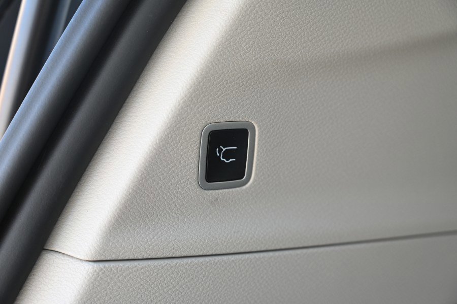 Used 2023 Chrysler Pacifica Touring-L FWD image 20