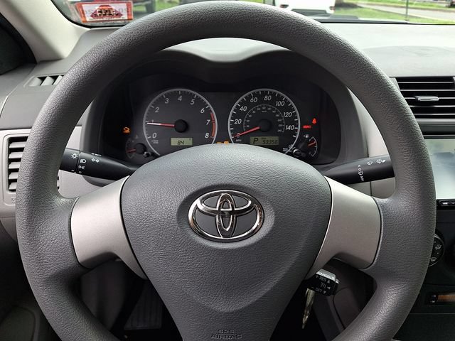 Used 2010 Toyota Corolla FWD image 19