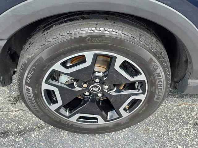 Used 2021 Ford Bronco Sport Outer Banks w/ Outer Banks Package image 11