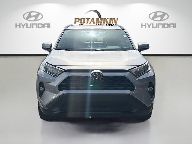 Used 2019 Toyota RAV4 XLE Premium w/ Cold Weather Package FWD video 2