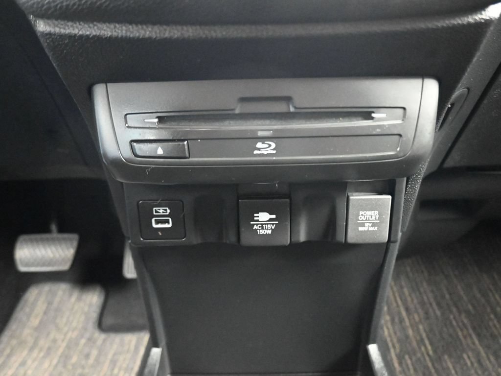 Used 2023 Honda Odyssey Touring image 25