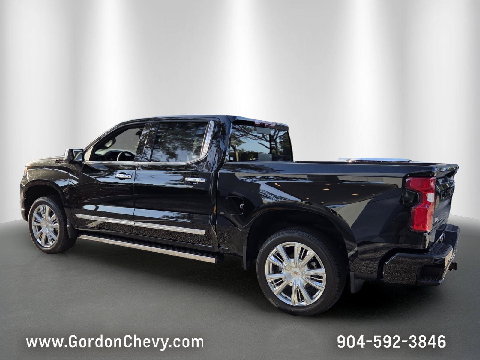 New 2026 Chevrolet Silverado 1500 High Country AWD/4WD image 4