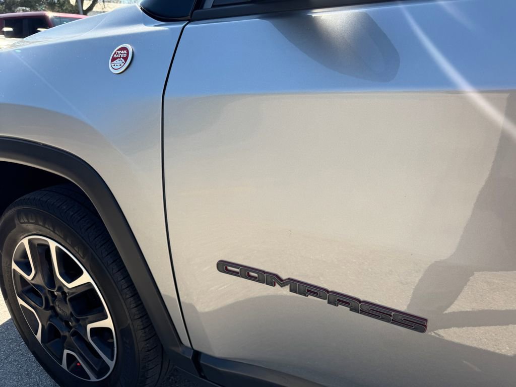 Used 2019 Jeep Compass Trailhawk image 13