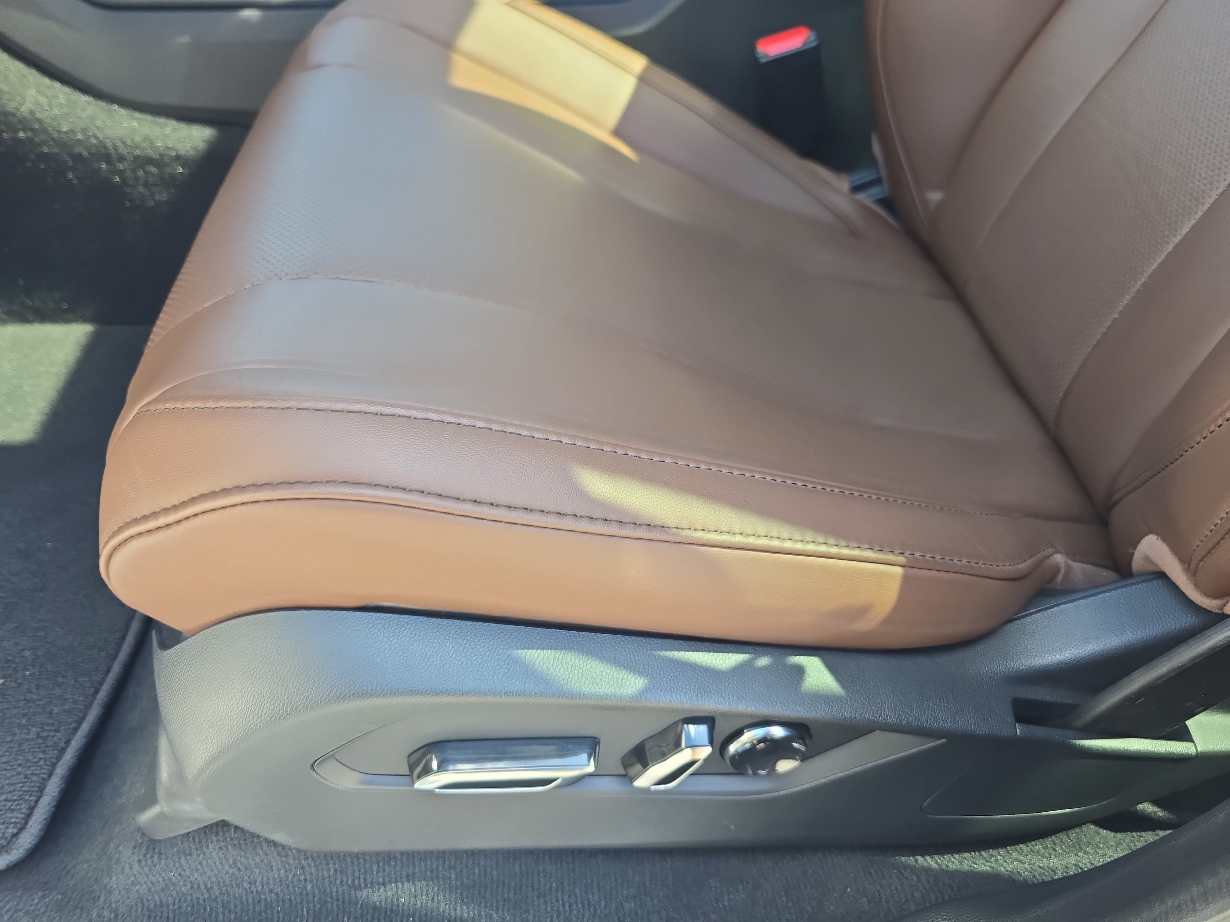 Certified 2023 Acura MDX w/ Technology Package FWD image 32