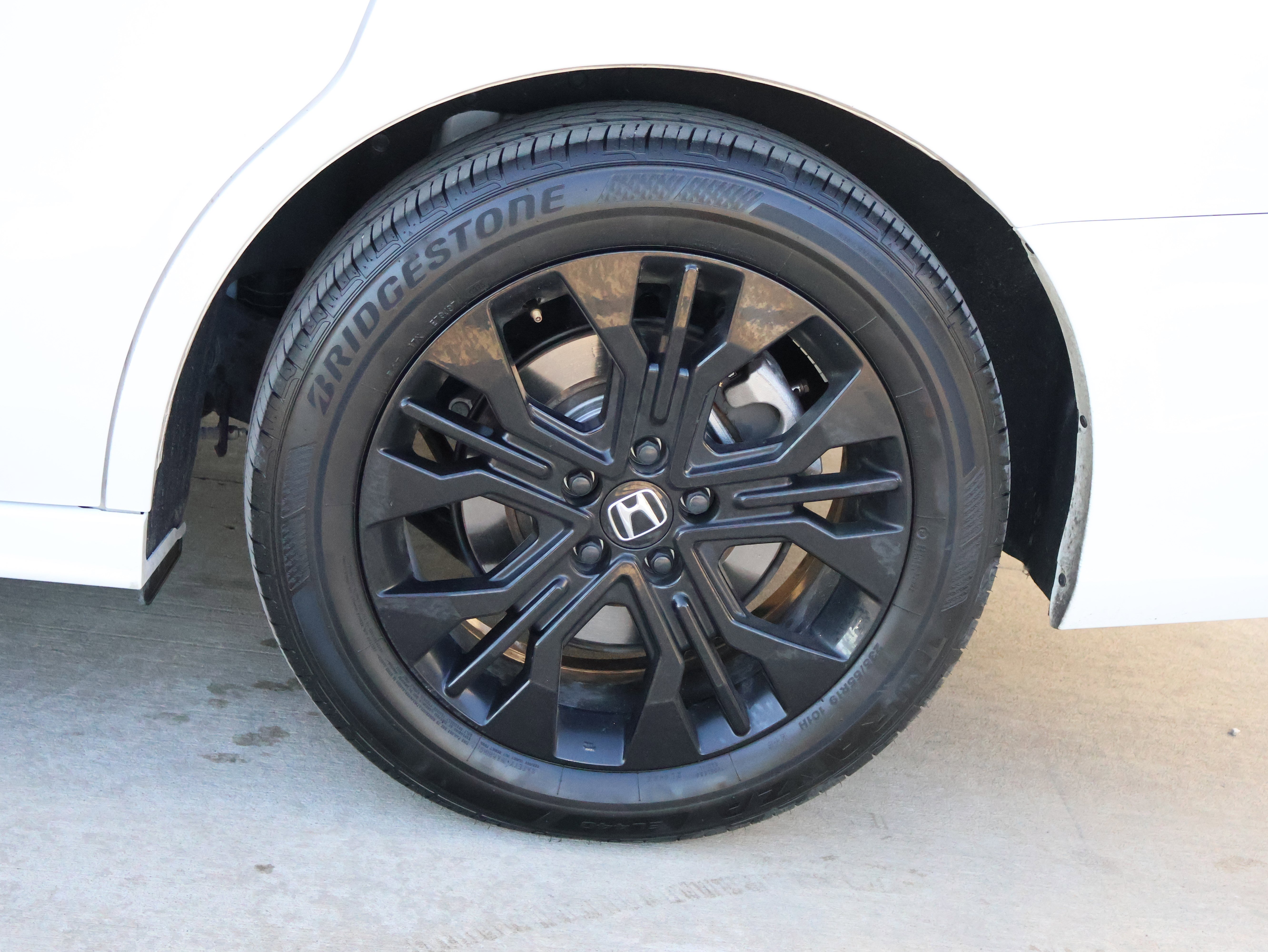 Used 2025 Honda Odyssey Sport-L image 42