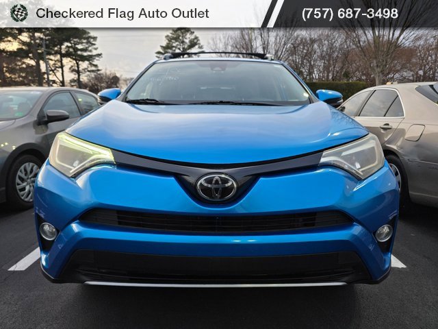 Used 2018 Toyota RAV4 Limited image 2