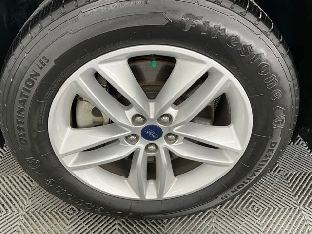 Used 2018 Ford Edge SEL image 30