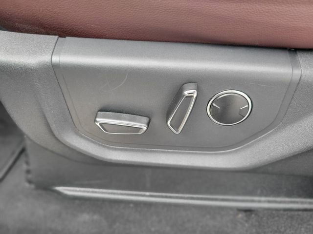 Used 2024 Ford Expedition Limited image 20