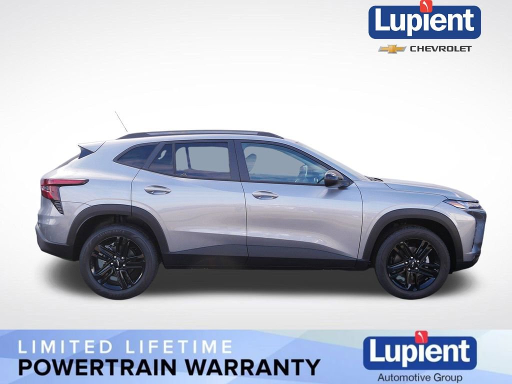 New 2026 Chevrolet Trax ACTIV w/ Driver Confidence Package image 2