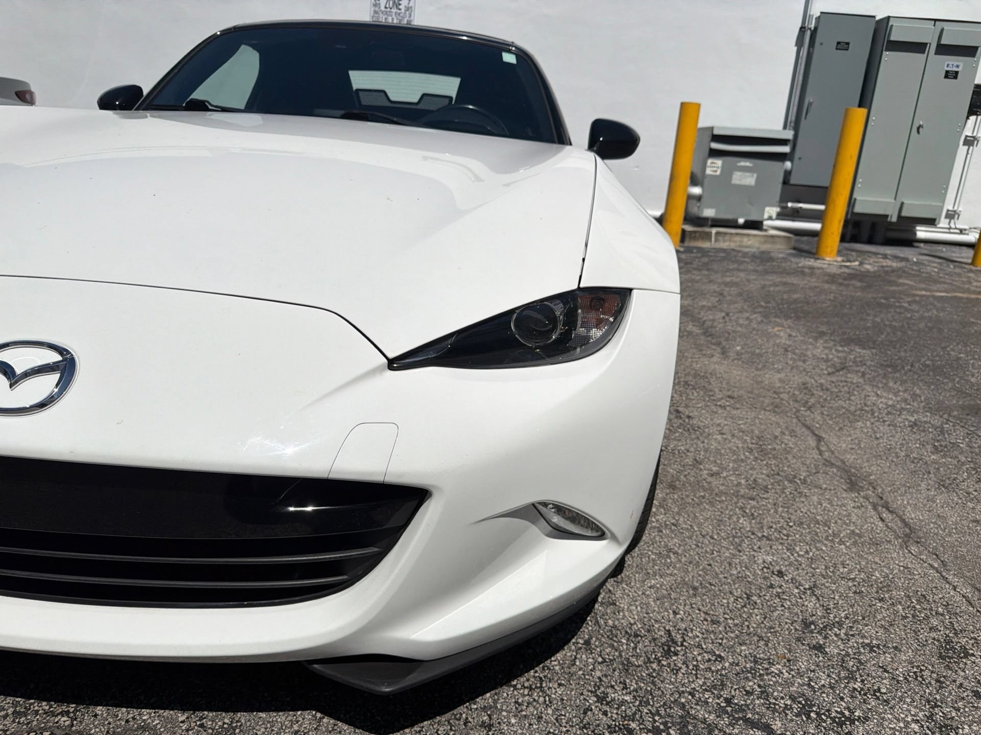 Used 2020 MAZDA MX-5 Miata Sport RWD image 6
