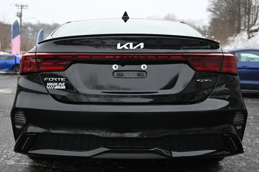 Used 2023 Kia Forte GT-Line w/ GT-Line Premium Package image 6