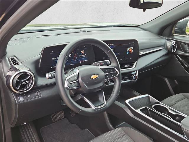 Certified 2025 Chevrolet Equinox LT FWD image 10