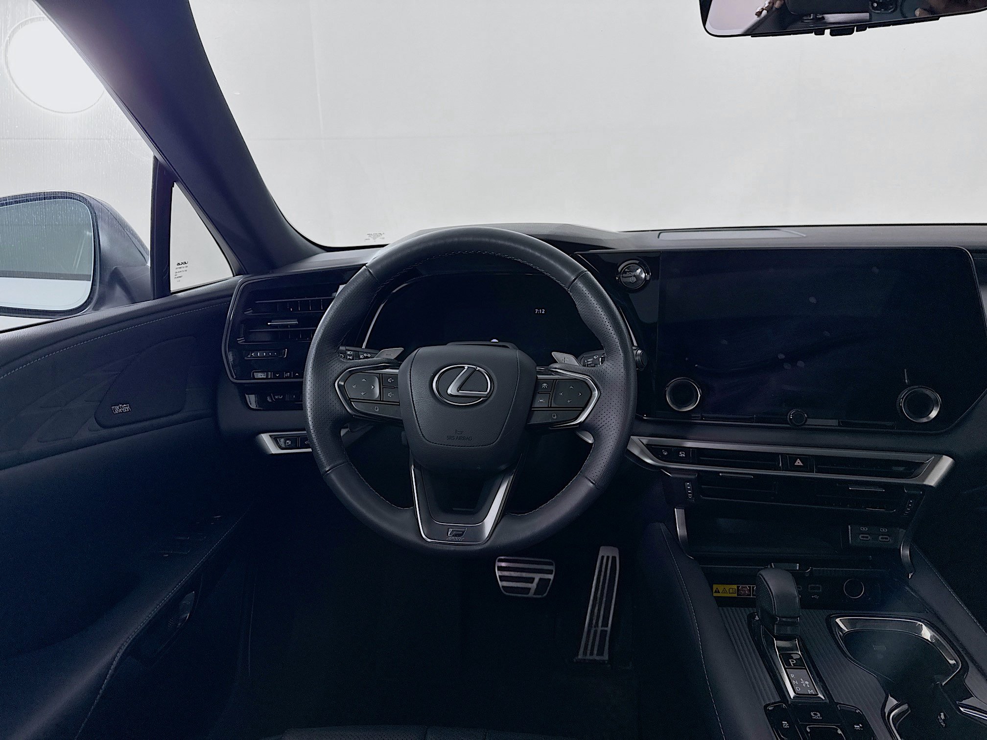 Used 2023 Lexus RX 500h F Sport w/ Accessory Package (2T) AWD/4WD image 23