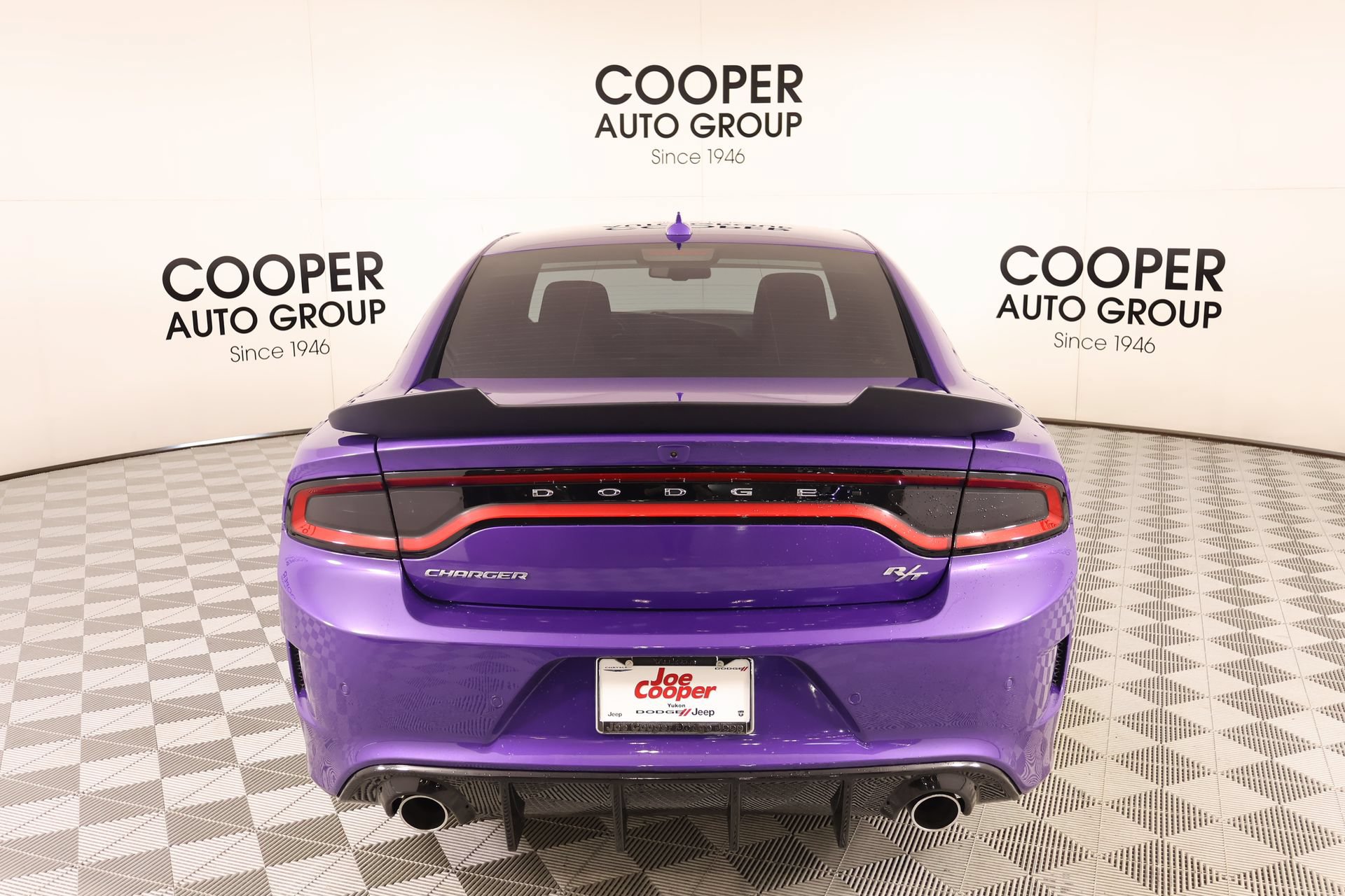 Used 2023 Dodge Charger R/T w/ Performance Handling Group RWD image 21