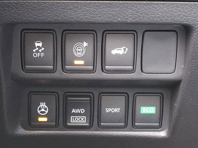 Used 2017 Nissan Rogue SL w/ SL Premium Package image 26