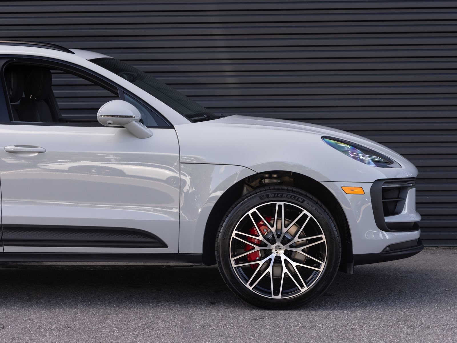 New 2026 Porsche Macan S AWD/4WD image 9