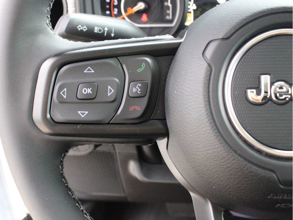New 2026 Jeep Gladiator Sport AWD/4WD image 16