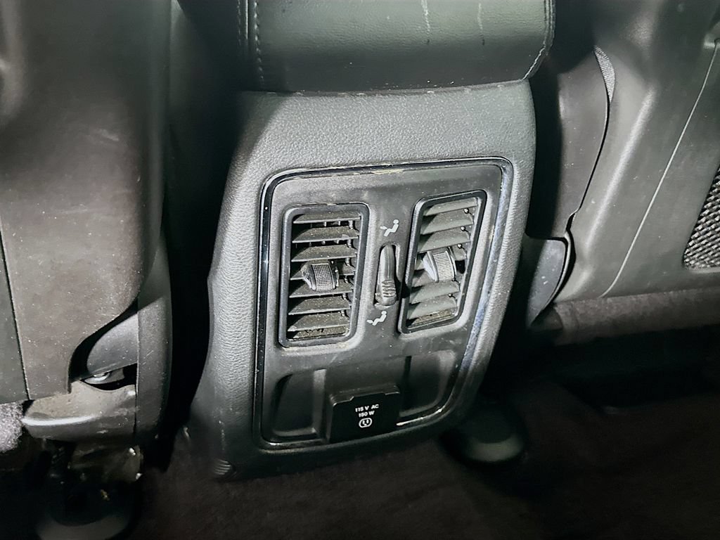 Certified 2019 Jeep Grand Cherokee Altitude AWD/4WD image 35