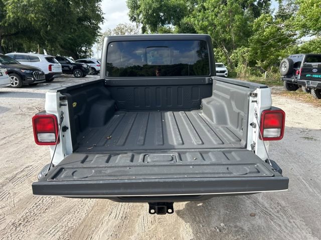 Used 2022 Jeep Gladiator Willys image 7