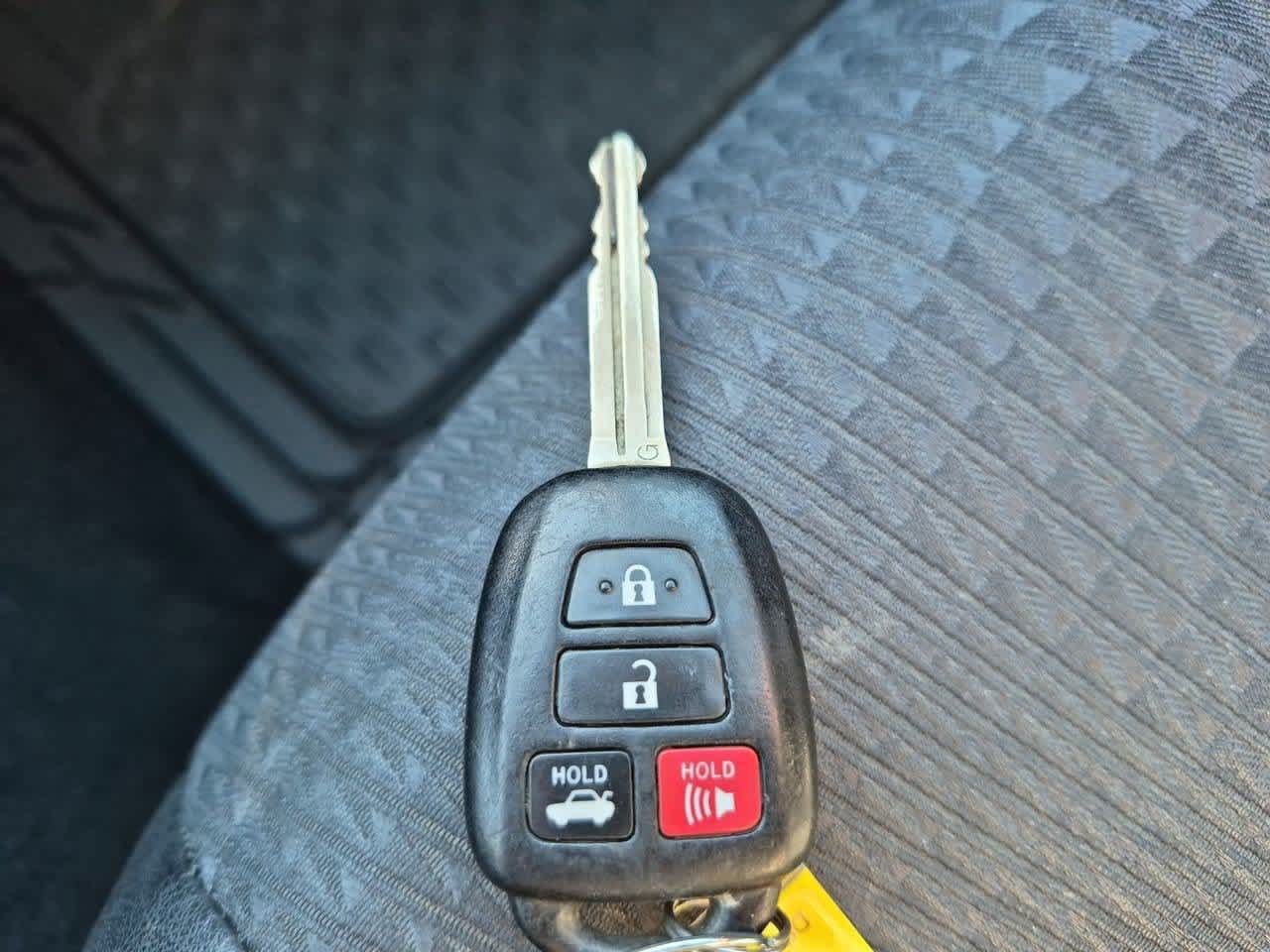 Used 2013 Toyota Camry SE FWD image 33