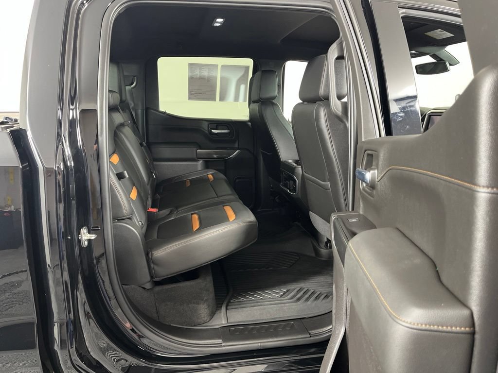 Used 2020 GMC Sierra 1500 AT4 w/ AT4 Premium Package AWD/4WD image 8