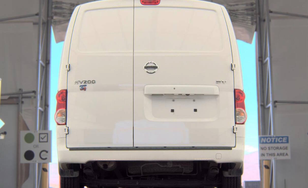 Used 2019 Nissan NV200 SV w/ Navigation Package FWD image 4