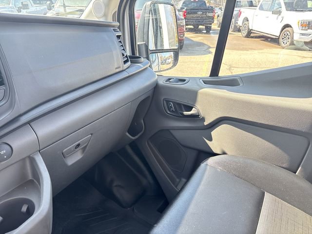 Certified 2023 Ford Transit 250 Medium Roof RWD image 32