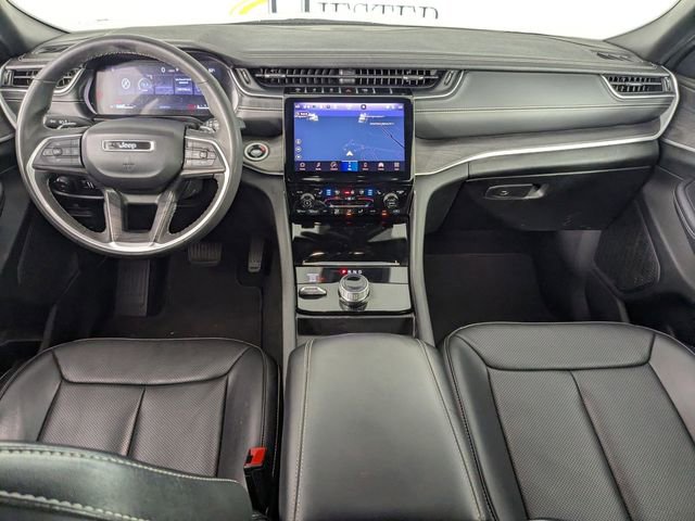 Certified 2024 Jeep Grand Cherokee L Limited w/ Luxury Tech Group II AWD/4WD image 29