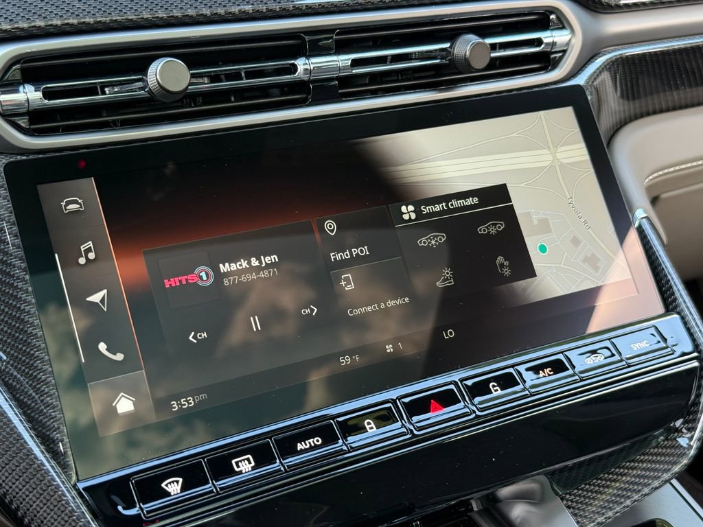 New 2025 Aston Martin Vanquish image 36