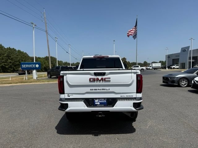 Used 2025 GMC Sierra 2500 Denali w/ Technology Package AWD/4WD image 5