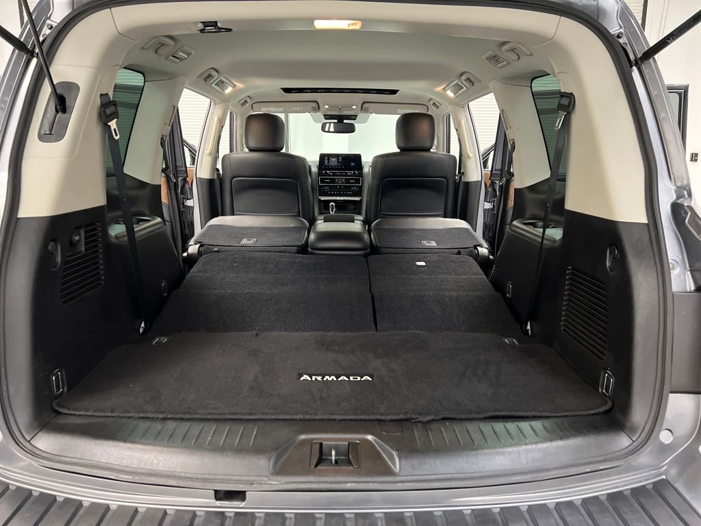 Used 2023 Nissan Armada SL w/ Captain's Chairs Package image 35