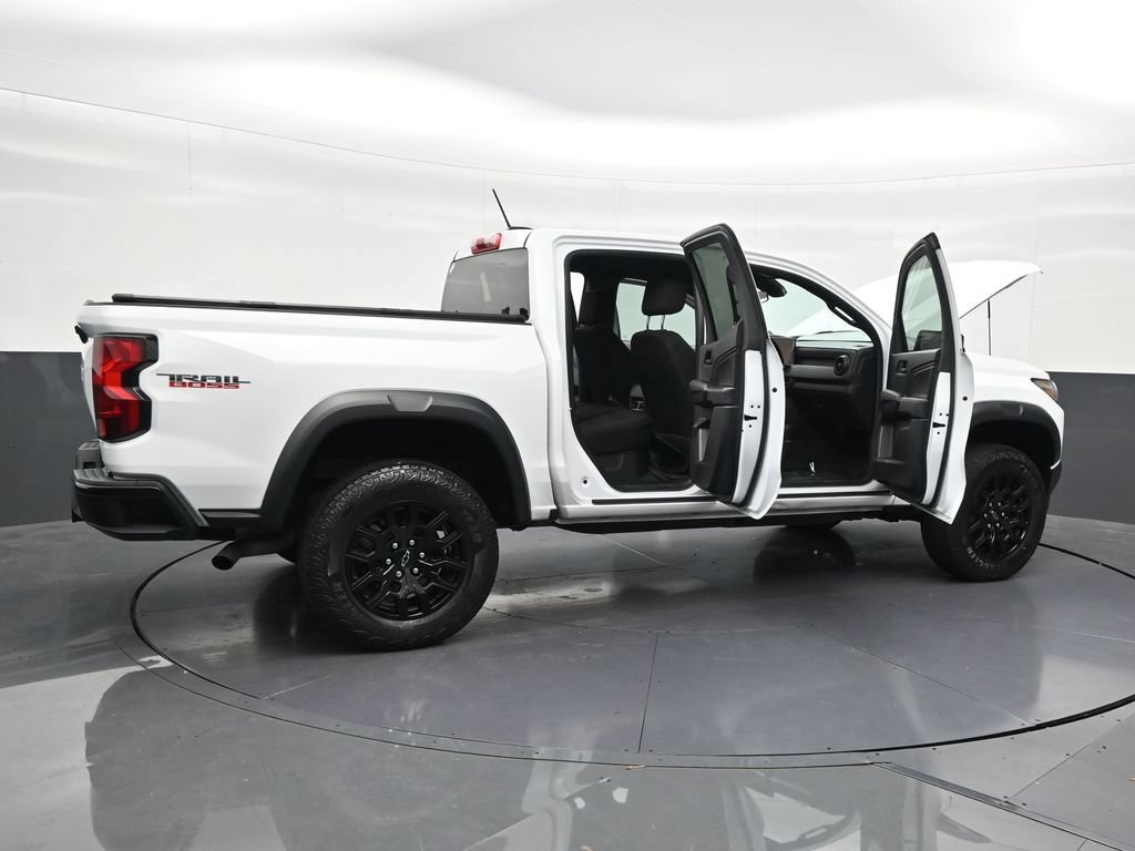 Used 2023 Chevrolet Colorado Trail Boss w/ Advanced Trailering Package AWD/4WD image 36