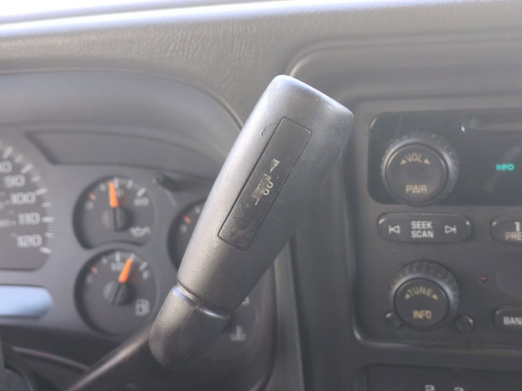 Used 2005 Chevrolet Silverado 1500 LS w/ Light Duty Power Package RWD image 23