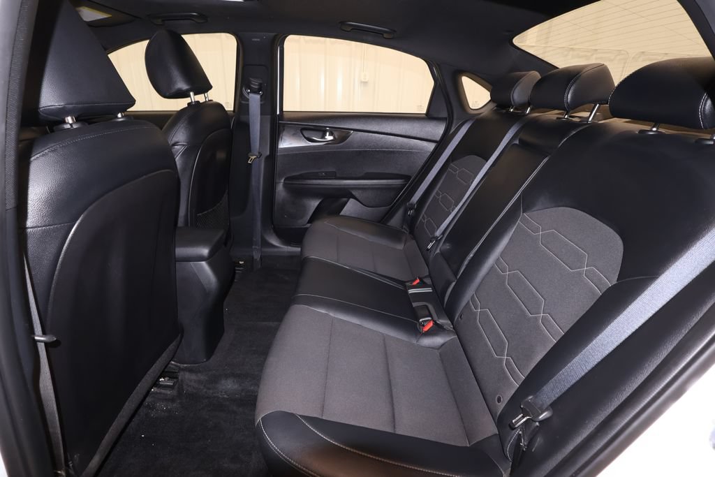 Used 2021 Kia Forte GT-Line FWD image 16