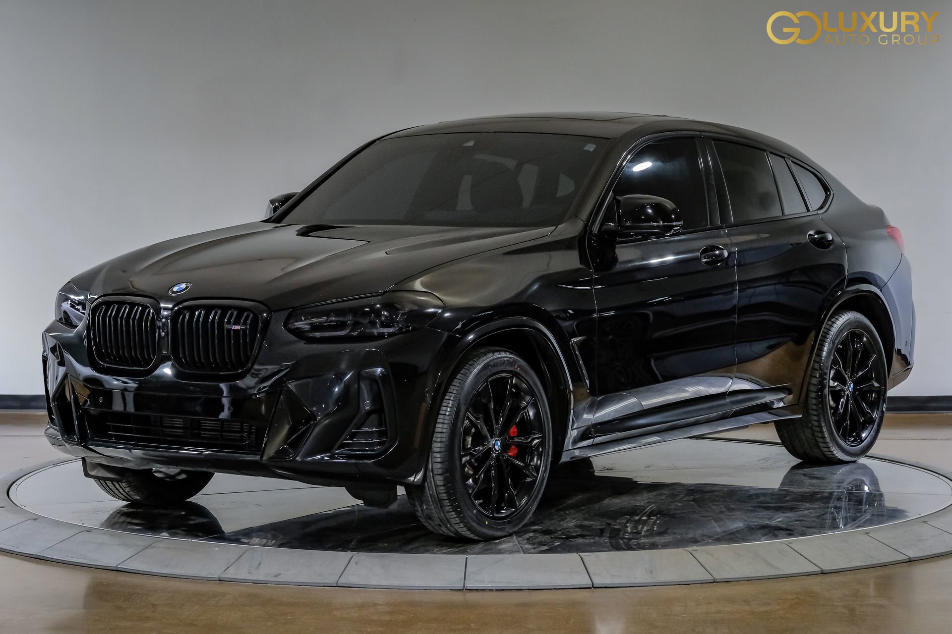 Used 2024 BMW X4 M40i w/ Premium Package image 8