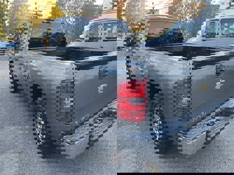 Used 2008 Chevrolet Silverado 1500 W/T w/ LS Package image 2