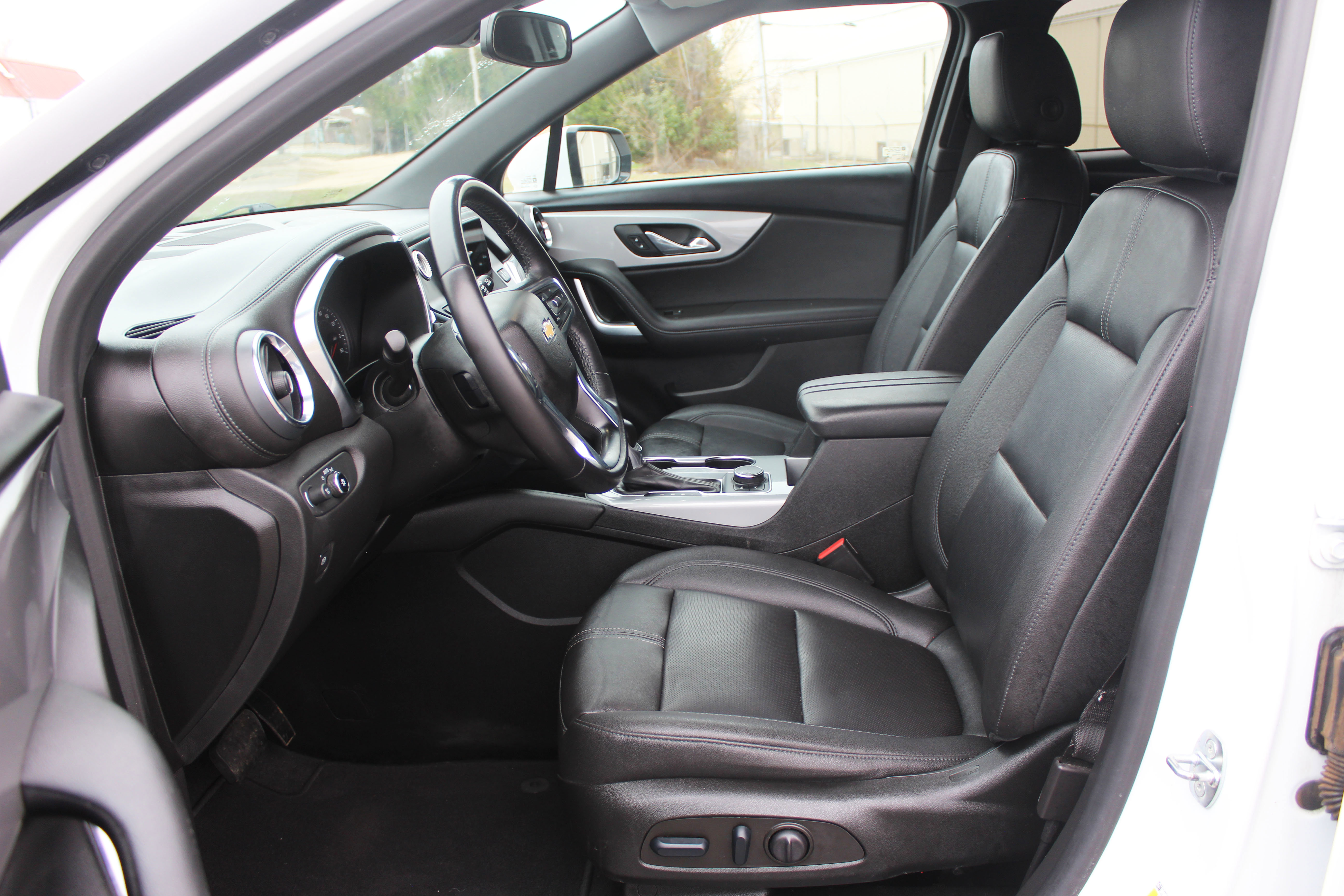 Used 2022 Chevrolet Blazer LT image 28