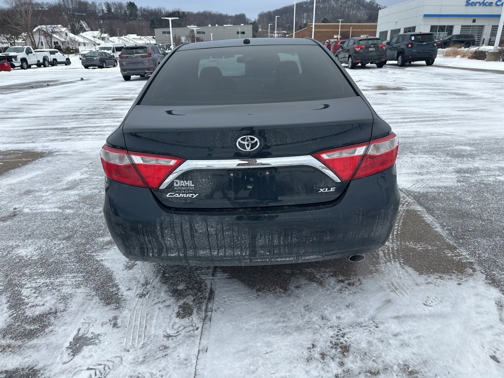Used 2016 Toyota Camry XLE image 8