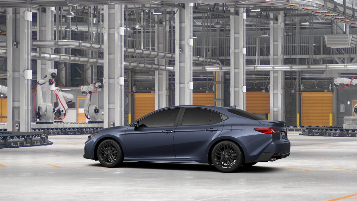 New 2027 Toyota Camry SE FWD image 5
