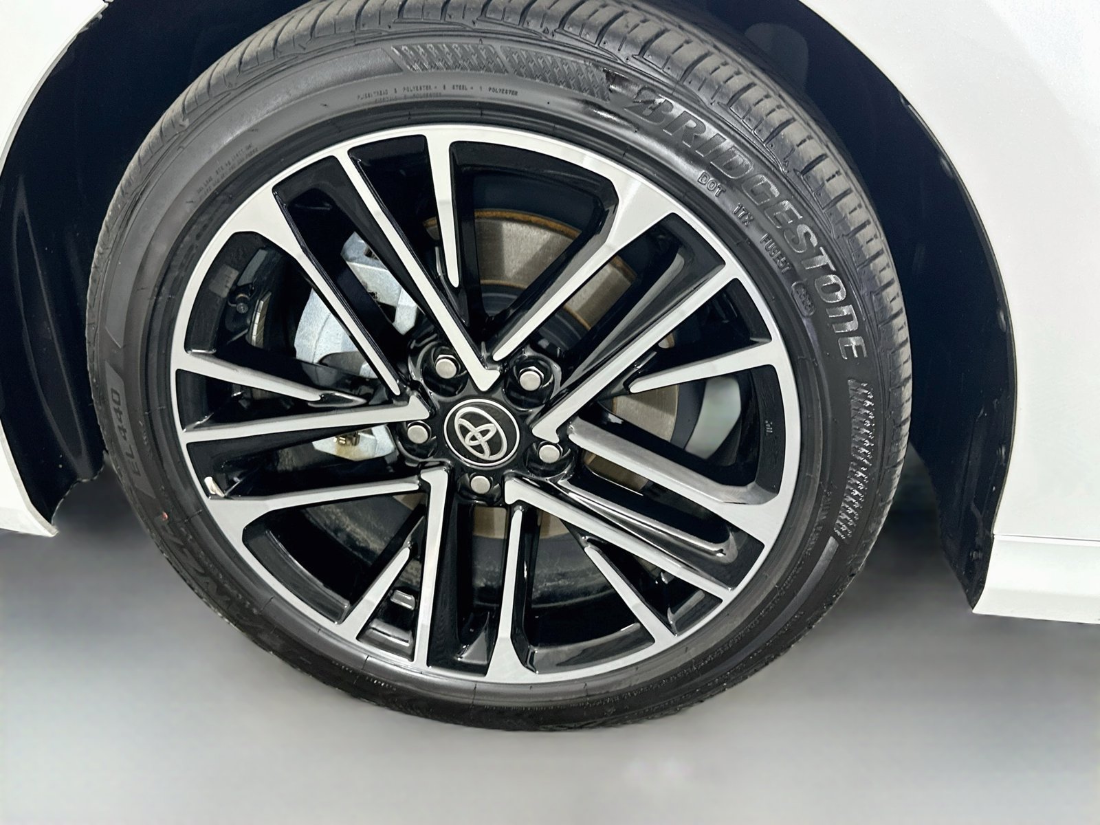 Certified 2025 Toyota Camry XLE AWD/4WD image 31