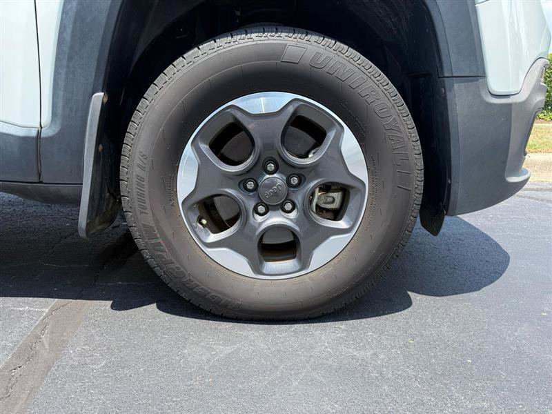 Used 2018 Jeep Renegade Sport w/ Power & Air Group AWD/4WD image 7