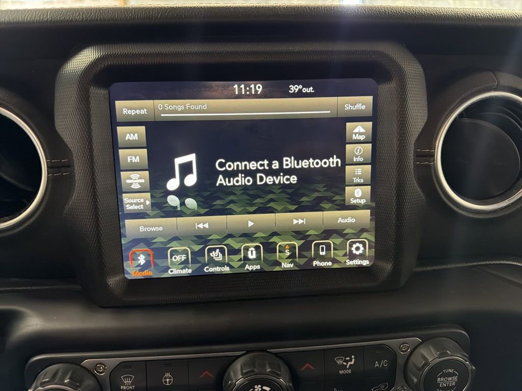 Used 2020 Jeep Gladiator Overland AWD/4WD image 18