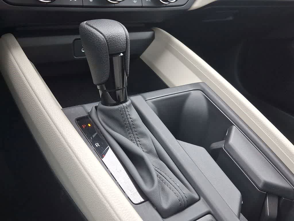 Certified 2025 Honda Accord LX image 12
