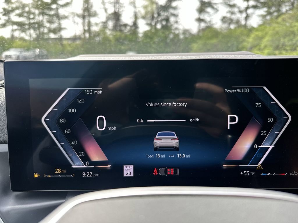 Used 2025 BMW 330i xDrive 330i xDrive w/ Premium Package image 17