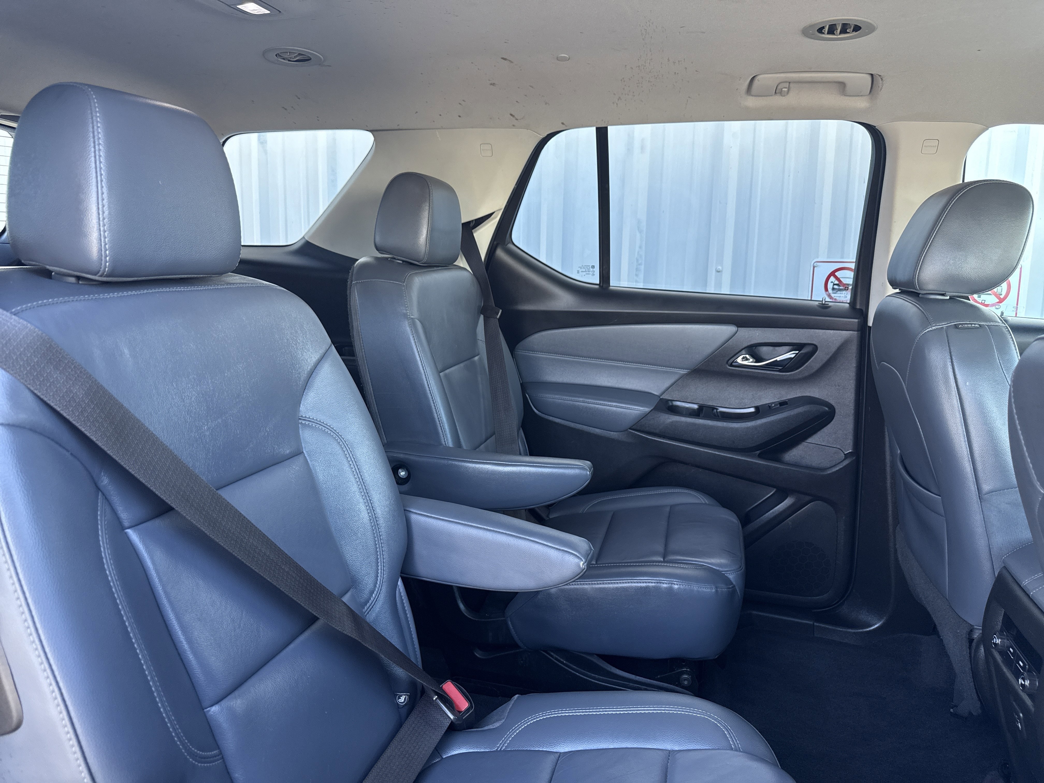 Used 2020 Chevrolet Traverse LT image 13