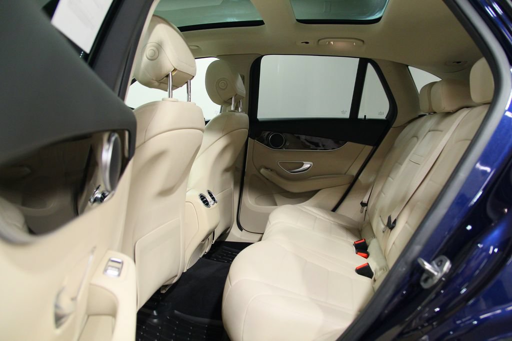 Certified 2021 Mercedes-Benz GLC 300 4MATIC image 29