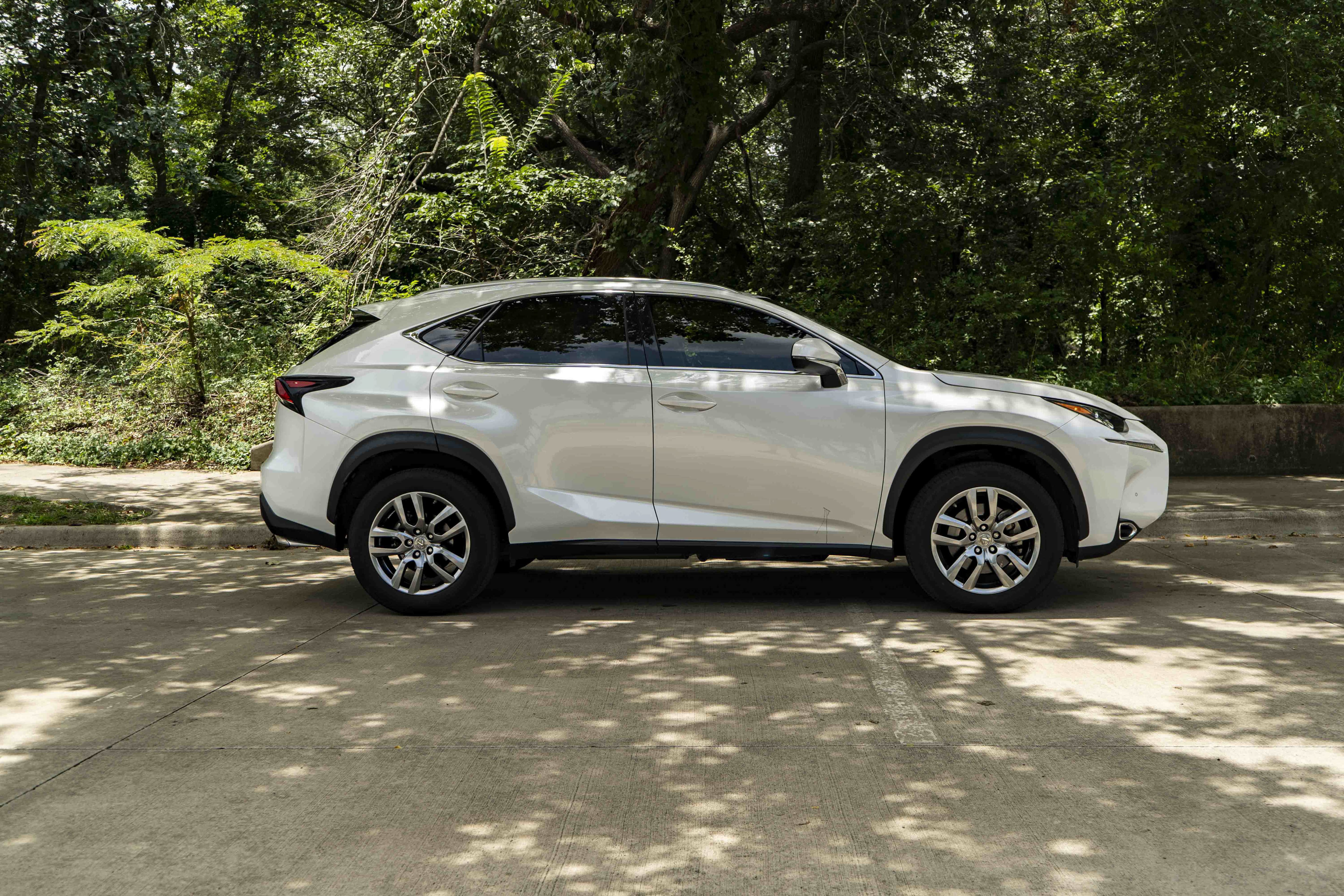 Used 2016 Lexus NX 200t FWD w/ Premium Package image 10
