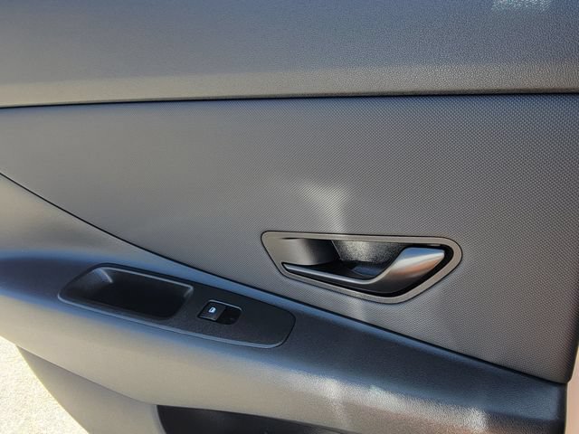 New 2026 Hyundai Elantra SEL Sport FWD image 23