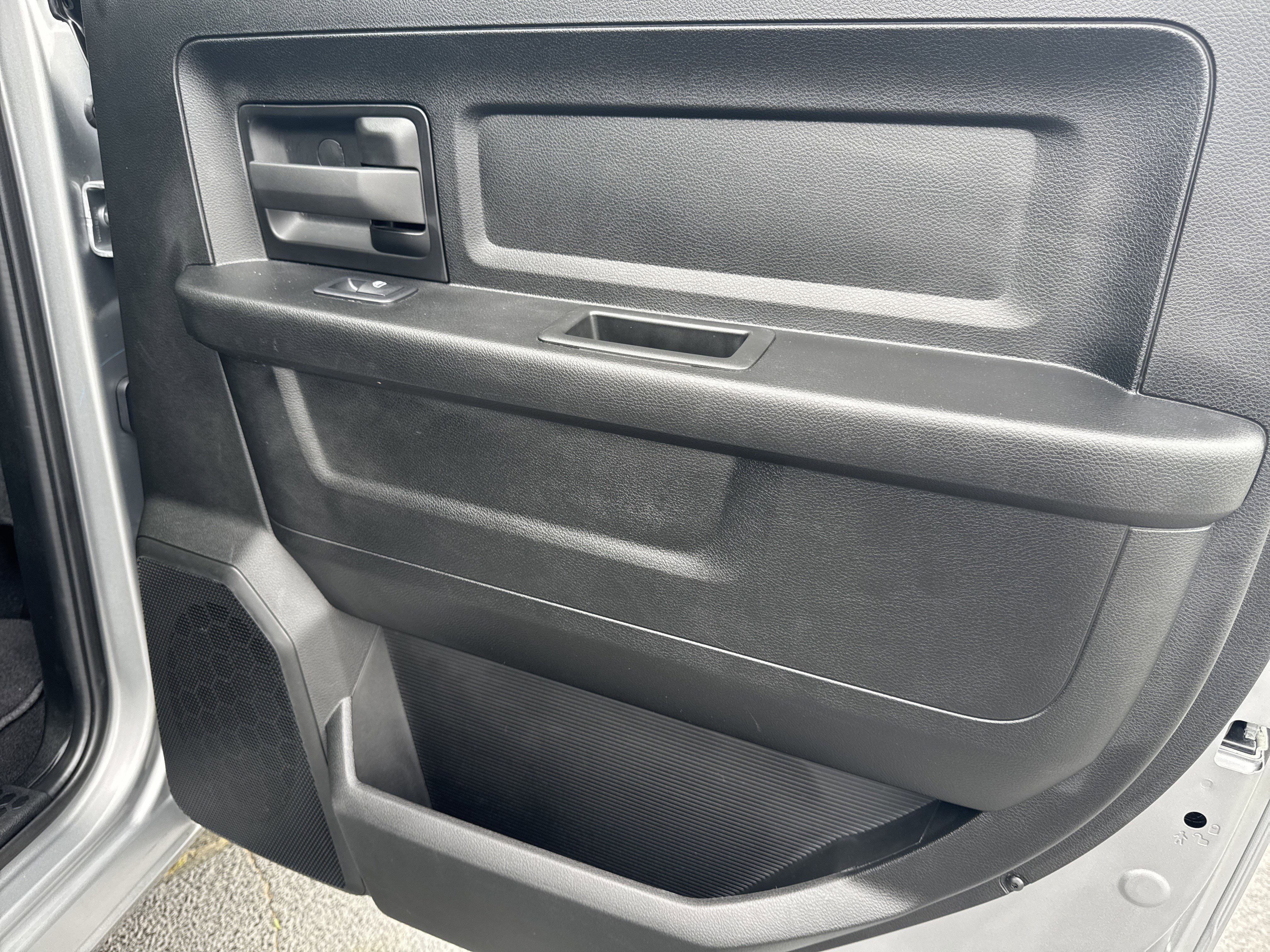 Used 2023 RAM 1500 Tradesman w/ Tradesman SXT Package image 17